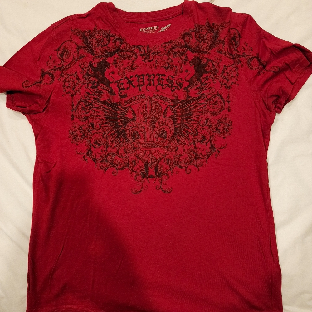 Express Shirt Medium